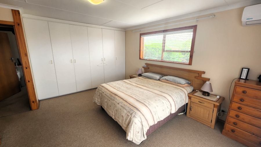 3 Bedroom Property for Sale in Dana Bay Western Cape